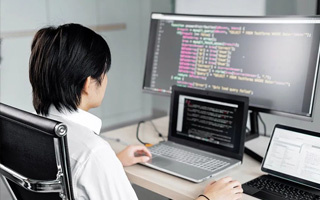 商丘 ,php声明和调用变量的符号是什么？
